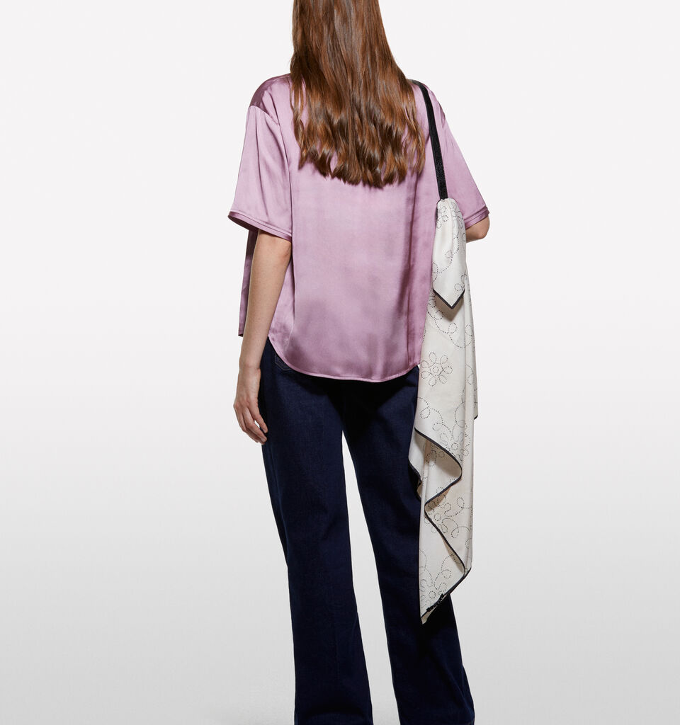 Mauve oversized satin blouse - women's blouses - Lilac | Sisley image number 2